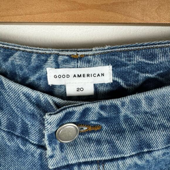 Good American Good 90s Split Back Hem Jeans Size 20 Plus NEW Indigo464 - Picture 5 of 14
